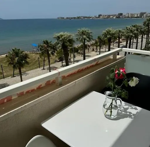 Seaside Oasis In 公寓