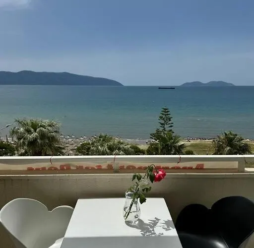 公寓 Seaside Oasis In *